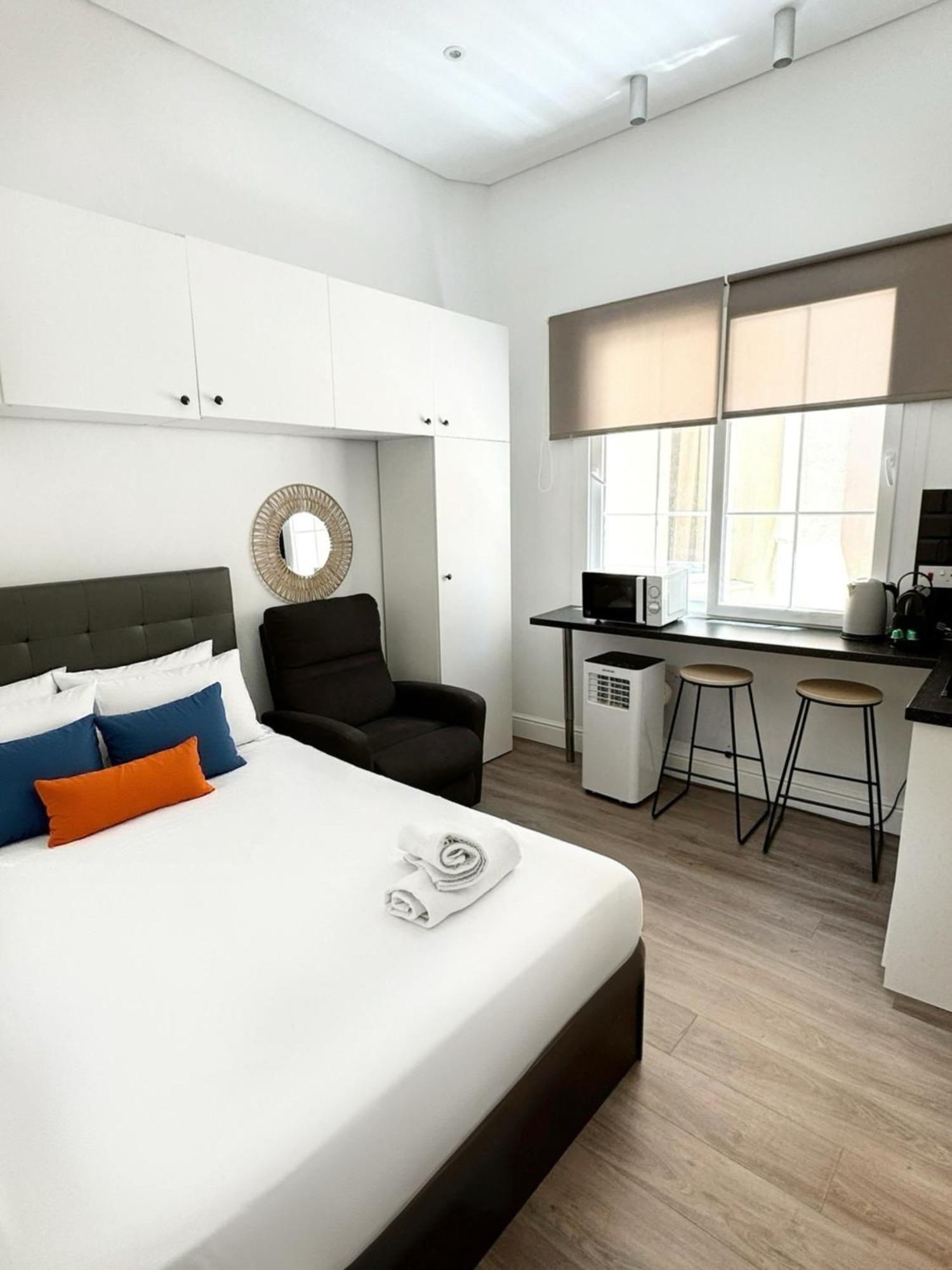 Stylish City Centre Studio - Grand Central House Gibraltar Exterior foto